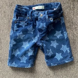 Girls Levi’s shorts